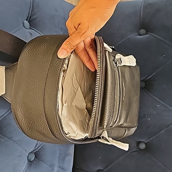 Coach leather bag - Picture 4 of 6